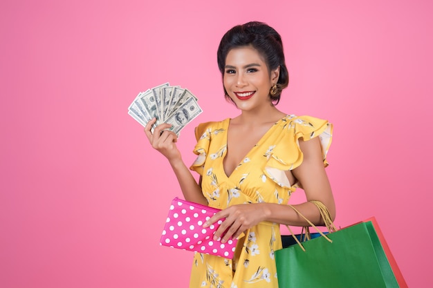 幸运飞艇苹果开奖彩票图